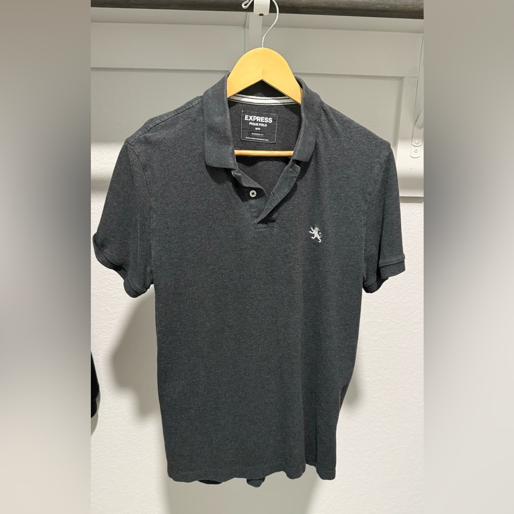 Express M gray polo